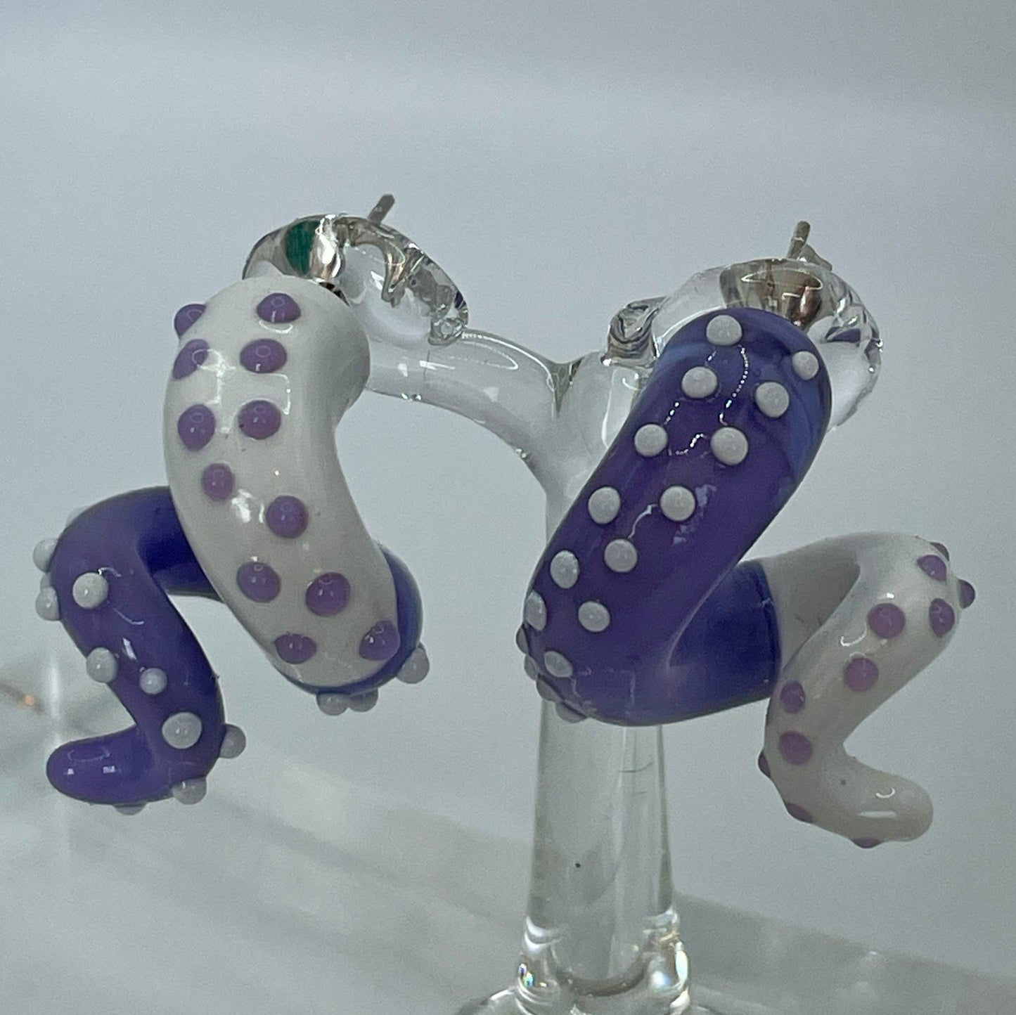 Tentacle Pin earring - Purple / White